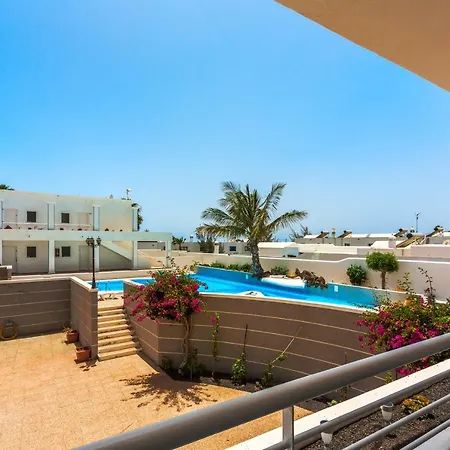 Pearl * Puerto del Carmen (Lanzarote)