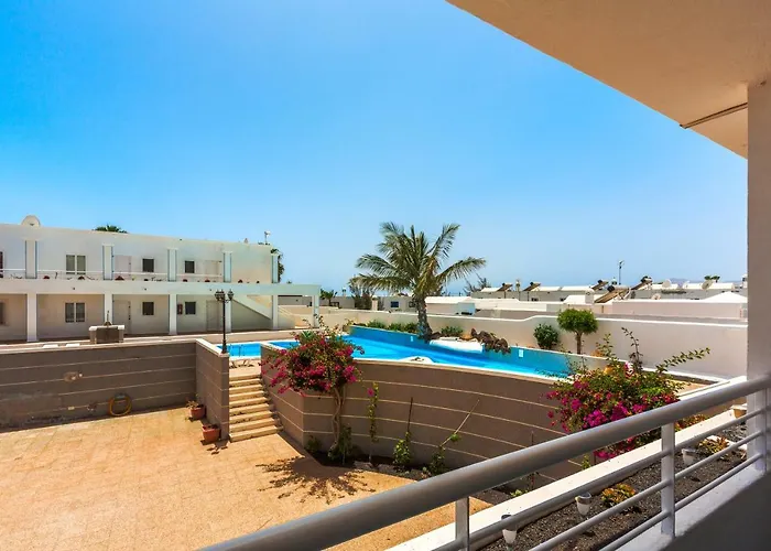 Pearl * Puerto del Carmen (Lanzarote)